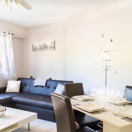 San Maria Apartment ม็องตง ภายนอก รูปภาพ