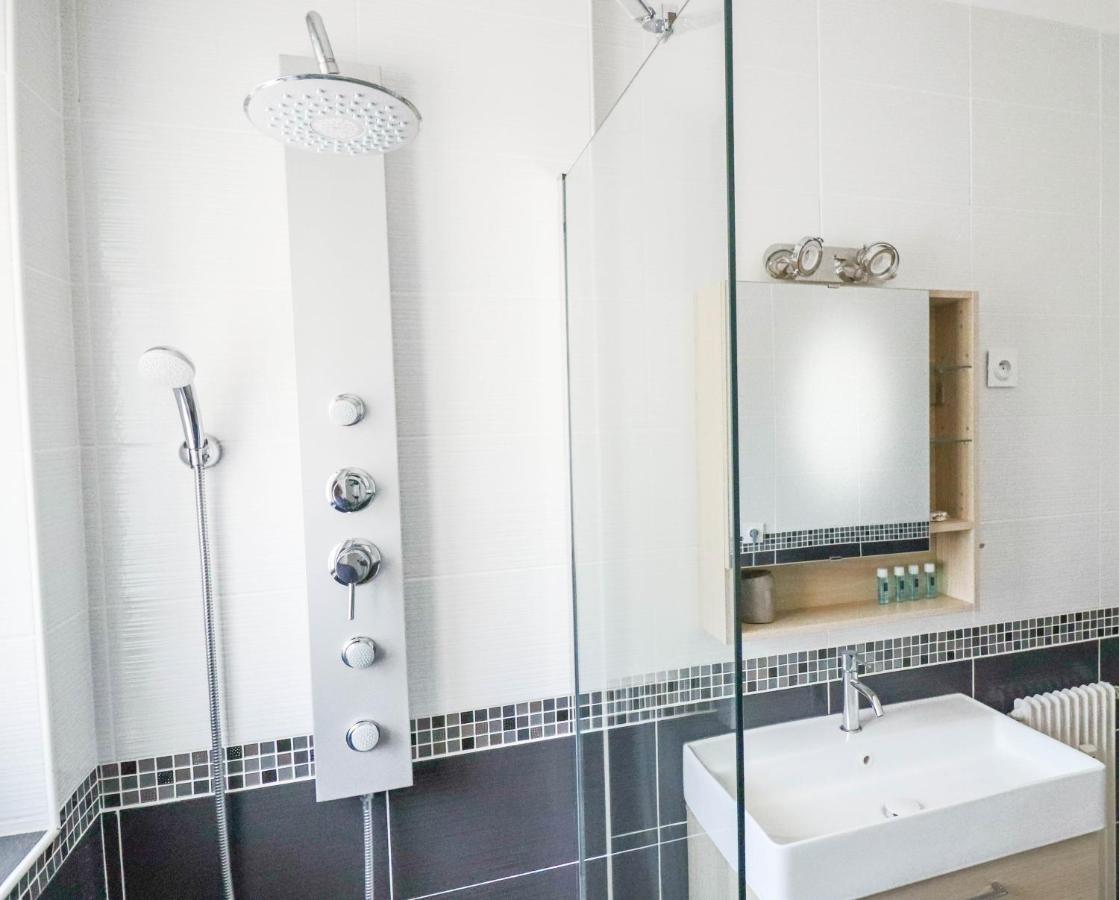 San Maria Apartment ม็องตง ภายนอก รูปภาพ